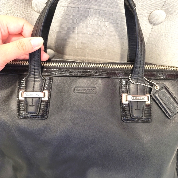 Coach Taylor Satchel Duffle Bag - Picture 2 of 10